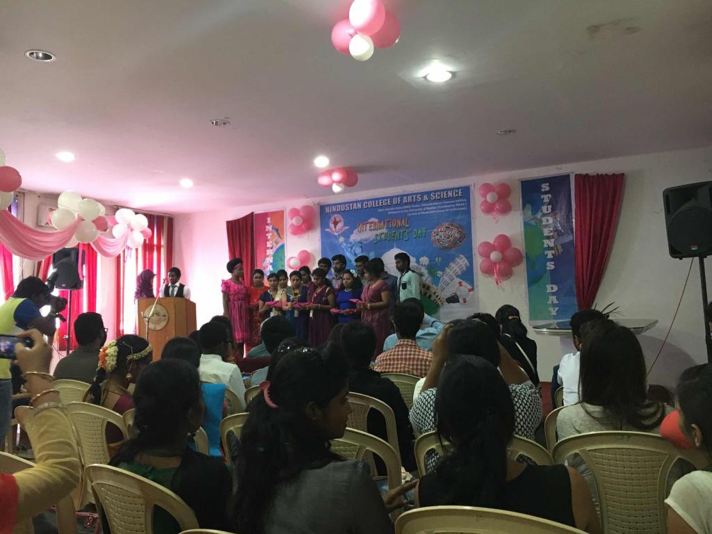 学校举行国际留学生日主题活动